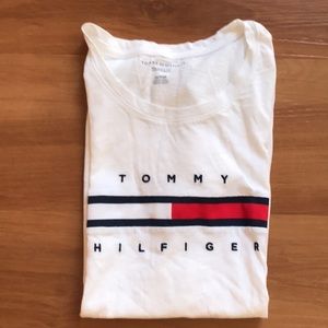 Tommy Hilfiger White Top. Size XS